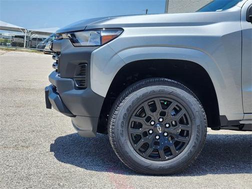 2025 Chevrolet Colorado WT