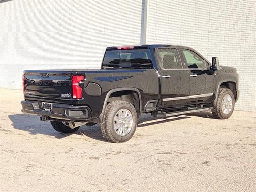 2025 Chevrolet Silverado 2500 High Country