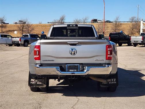 2024 RAM 3500 Laramie Crew Cab 4x4 8' Box