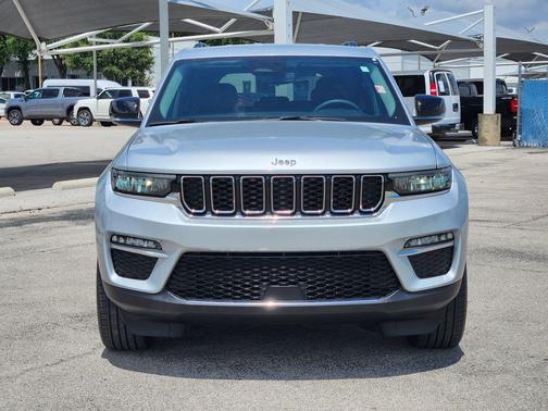 Silver Zynith 2023 Jeep Grand Cherokee Limited