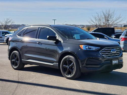 2021 Ford Edge SE
