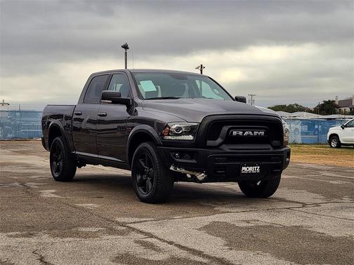 2019 RAM 1500 Classic Warlock Crew Cab 4x4 5'7' Box