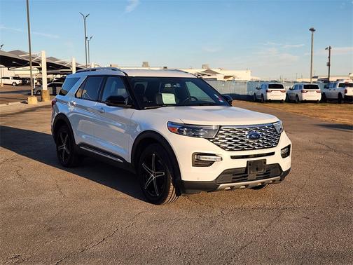 2022 Ford Explorer Platinum