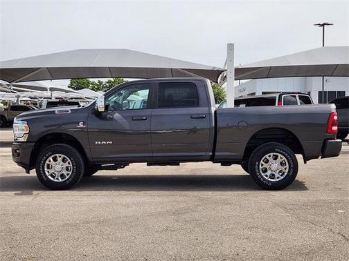 2024 RAM 2500 Laramie Crew Cab 4x4 6'4' Box