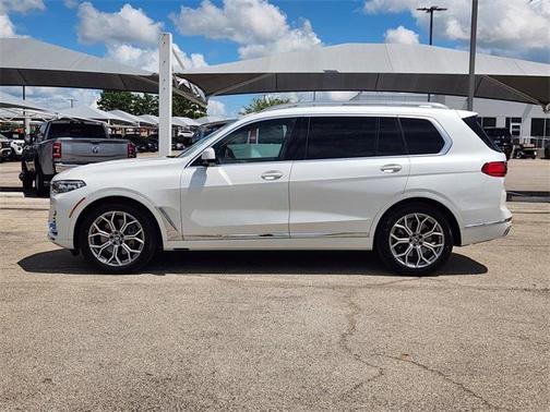 2022 BMW X7 xDrive40i