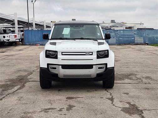2024 Land Rover Defender 110 P300
