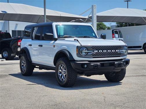 2023 Ford Bronco Badlands