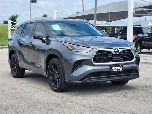 2022 Toyota Highlander L