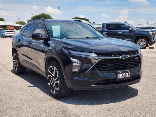 Mosaic Black Metallic 2024 Chevrolet Trax FWD 2RS
