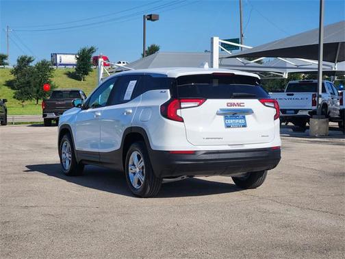 2024 GMC Terrain SLE