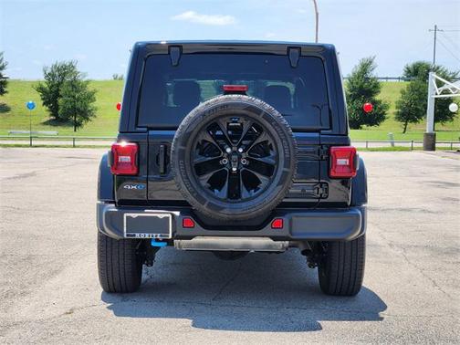 2022 Jeep Wrangler Unlimited 4xe Sahara