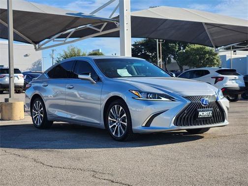 2020 Lexus ES 300h Base