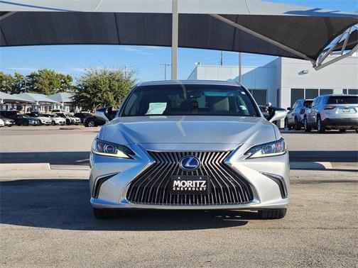 2020 Lexus ES 300h Base