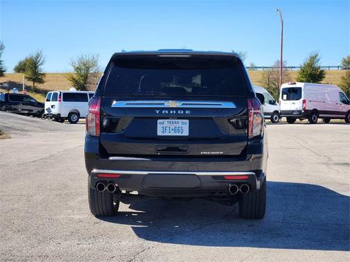 2025 Chevrolet Suburban LS