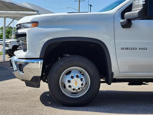 2025 Chevrolet Silverado 3500 WT