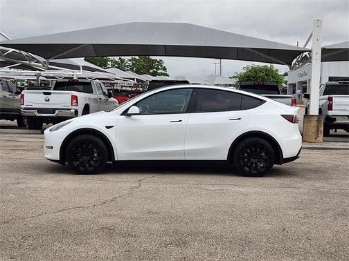 2023 Tesla Model Y Long Range Dual Motor All-Wheel Drive