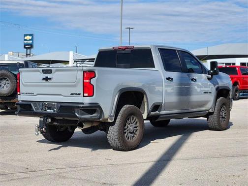 2024 Chevrolet Silverado 2500 4WD Crew Cab Standard Bed ZR2