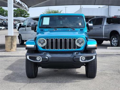 2024 Jeep Wrangler 4-Door Sahara 4x4