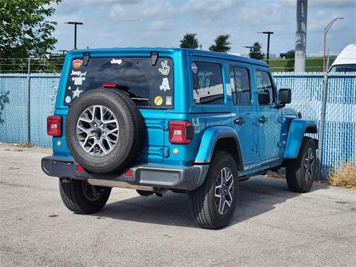 2024 Jeep Wrangler 4-Door Sahara 4x4