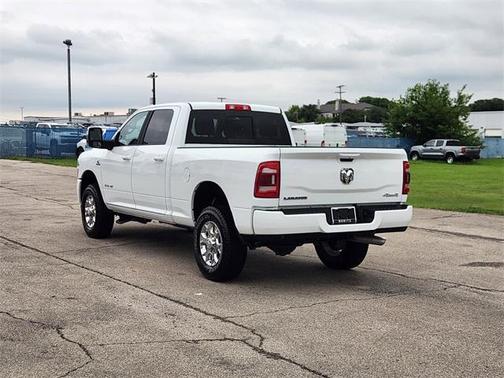 2024 RAM 2500 Laramie Crew Cab 4x4 6'4' Box