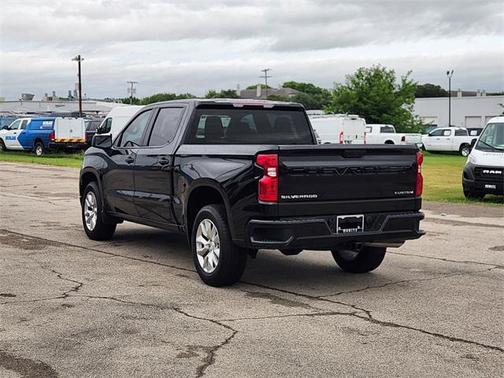 2024 Chevrolet Silverado 1500 Custom