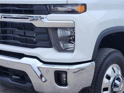 2026 Chevrolet Silverado 3500 LT