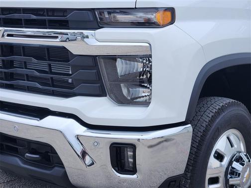 2026 Chevrolet Silverado 3500 LT