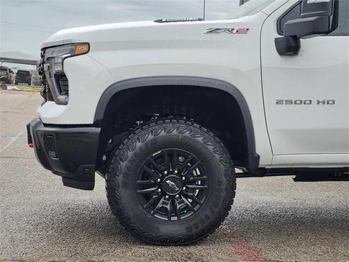 2025 Chevrolet Silverado 2500 4WD Crew Cab Standard Bed ZR2