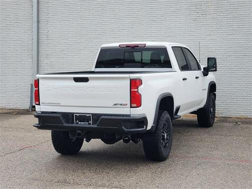 2025 Chevrolet Silverado 2500 4WD Crew Cab Standard Bed ZR2