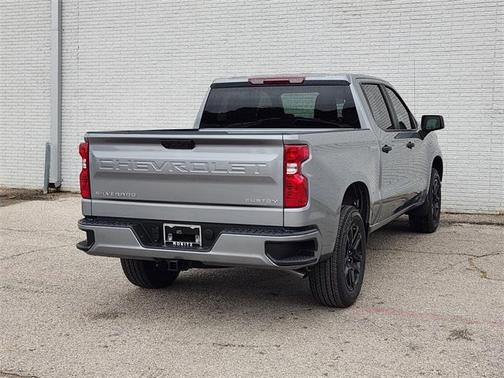 2025 Chevrolet Silverado 1500 Custom