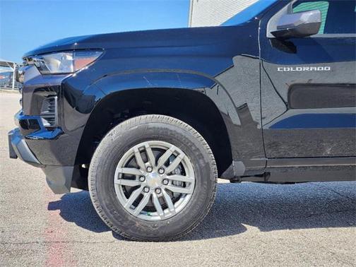 2025 Chevrolet Colorado LT