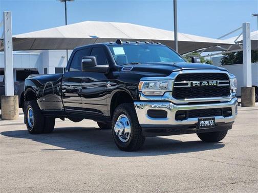 2024 RAM 3500 Tradesman Crew Cab 4x4 8' Box