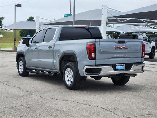 2024 GMC Sierra 1500 SLE