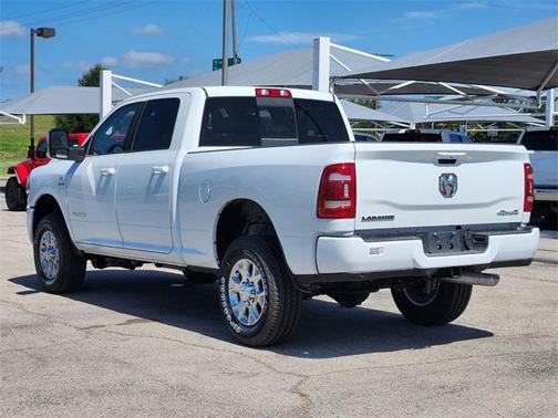 2024 RAM 2500 Laramie Crew Cab 4x4 6'4' Box
