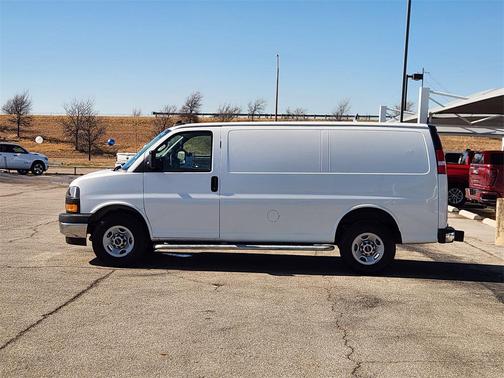 2024 GMC Savana 2500 Work Van