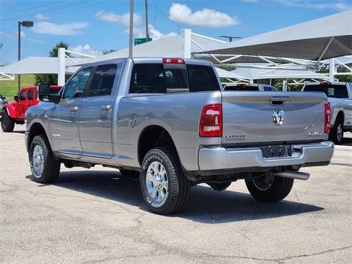 2024 RAM 2500 Laramie Crew Cab 4x4 6'4' Box