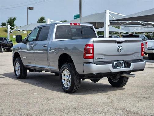 2024 RAM 2500 Laramie Crew Cab 4x4 6'4' Box