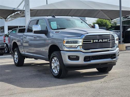 2024 RAM 2500 Laramie Crew Cab 4x4 6'4' Box