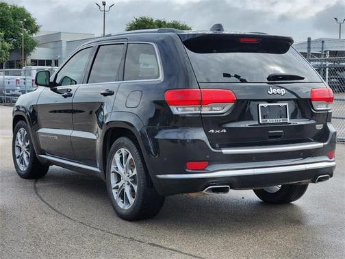 2019 Jeep Grand Cherokee Summit