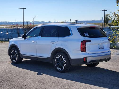 2023 Kia Telluride S