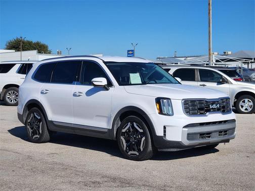2023 Kia Telluride S