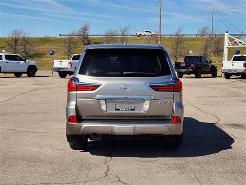 2017 Lexus LX 570 Base