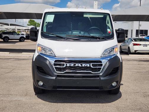 2025 RAM ProMaster 2500 Tradesman