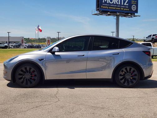 Stealth Grey 2024 Tesla Model Y Performance Dual Motor All-Wheel Drive