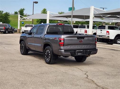 2023 Nissan Frontier PRO-4X