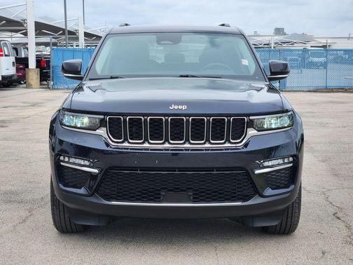 Midnight Sky 2023 Jeep Grand Cherokee Limited
