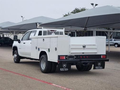 2025 Chevrolet Silverado 3500 WT