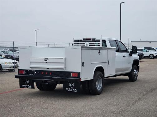 2025 Chevrolet Silverado 3500 WT