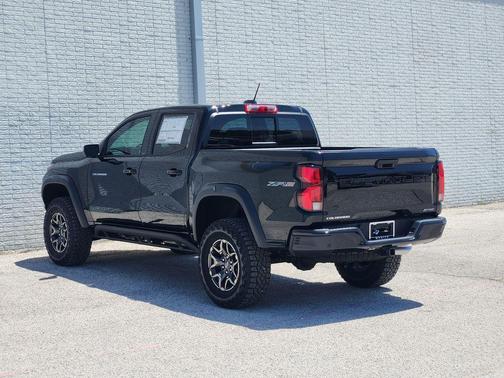Black 2026 Chevrolet Colorado ZR2