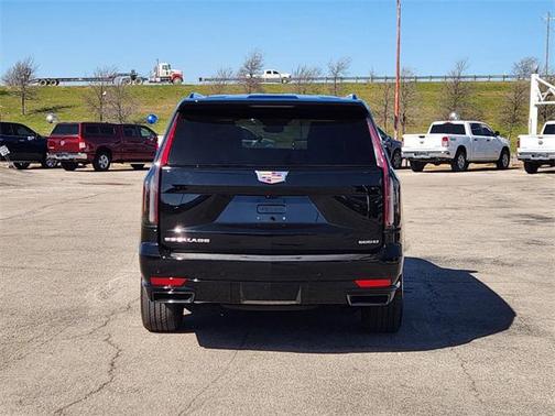 2023 Cadillac Escalade Sport Platinum
